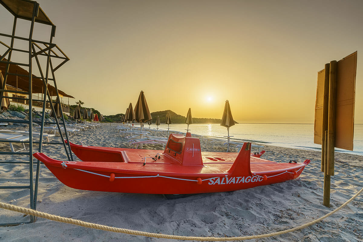 Vista mare e giardini del Sant'Efis, Hotel a Pula in Sardegna - Contatti e Posizione