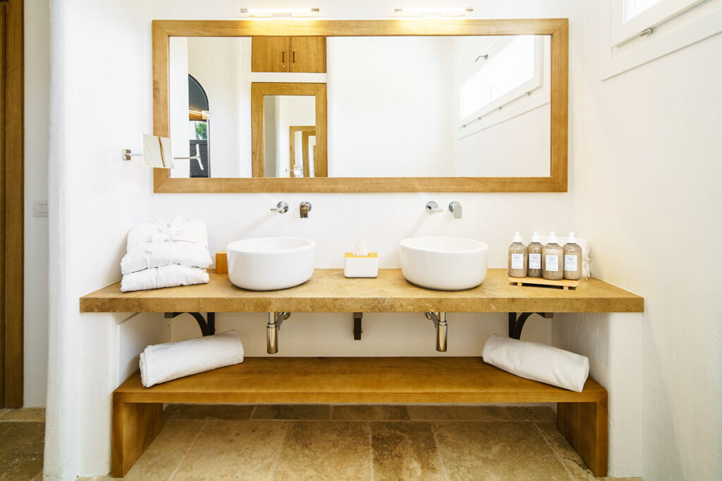 Luxury Suites Sant'Efis Hotel Pula Sardinia