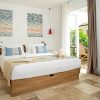 Camera Superior del Sant'Efis Hotel a Pula: eleganza mediterranea e comfort aggiunto in Sardegna